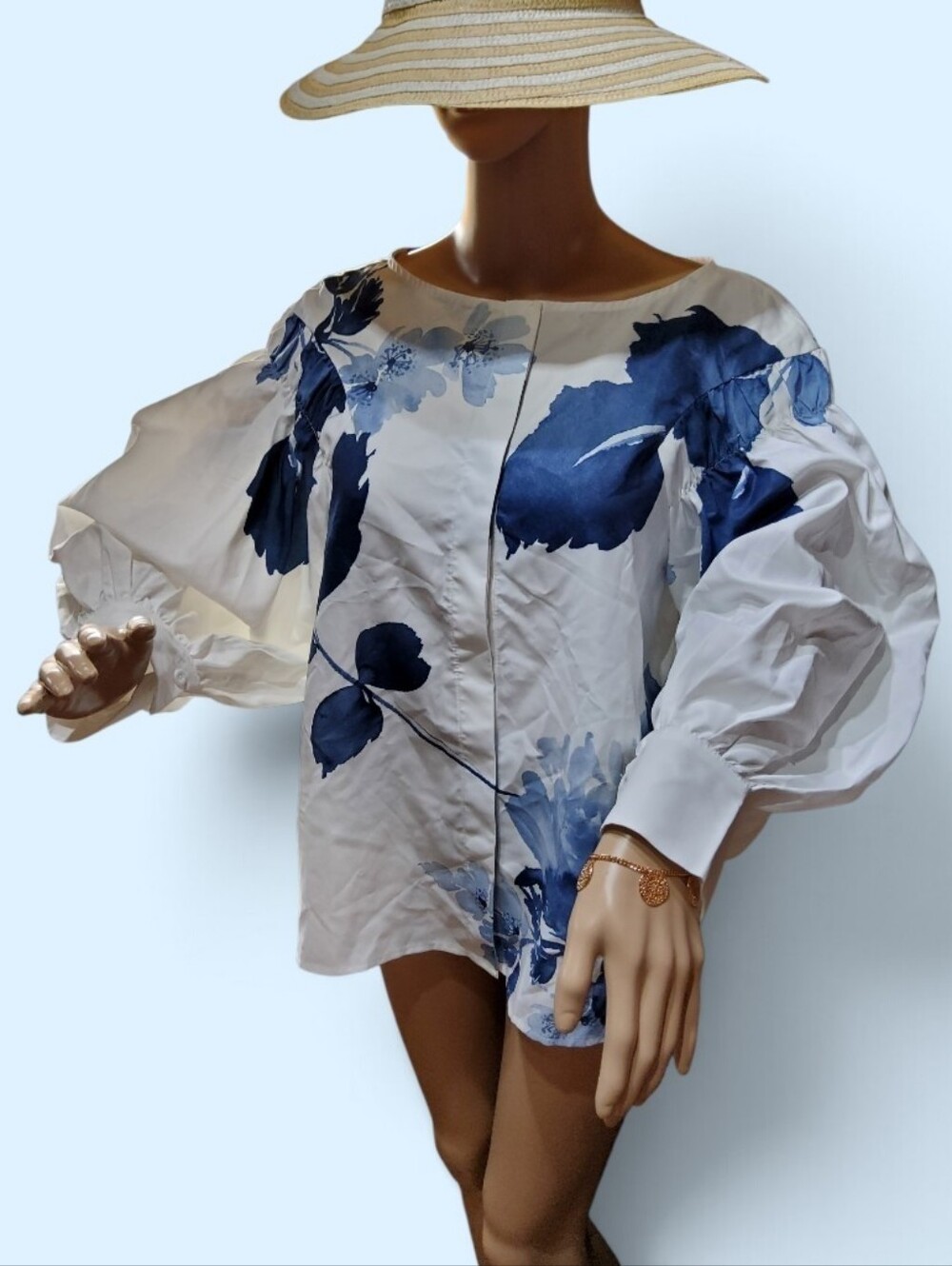 STYLEWE White Blouse with Blue Floral Print and Exagerated Puff Sleeves